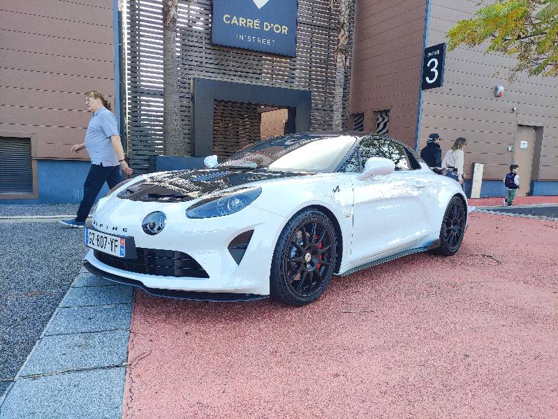rassemblement automobile carré d'Or Perpignan
