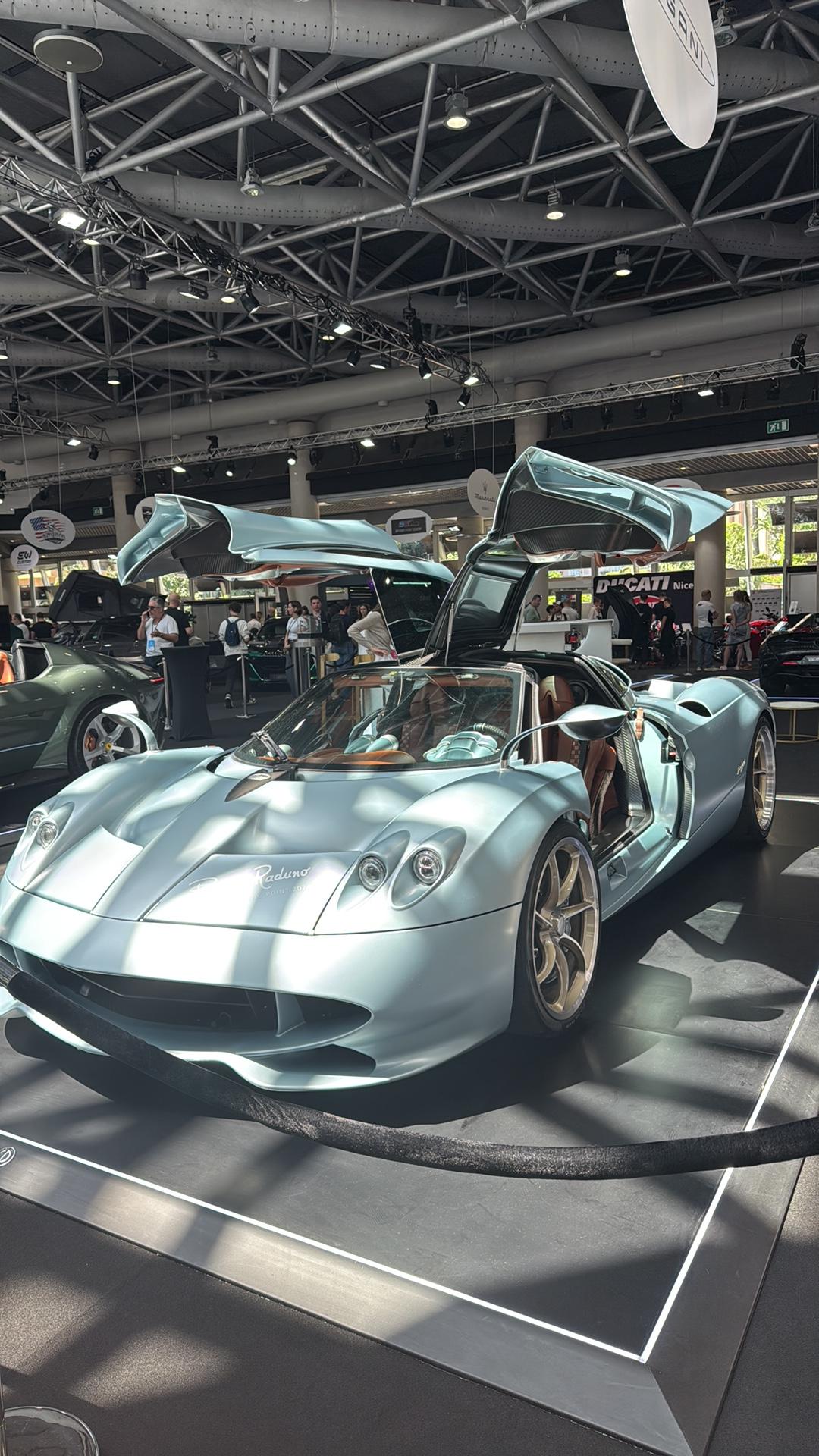 Véhicule capturé pour Top marques 2025