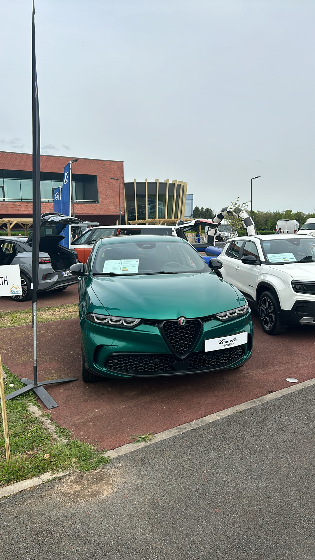 Véhicule capturé pour SALON DE L'AUTO ET DE LA MOBILITÉ