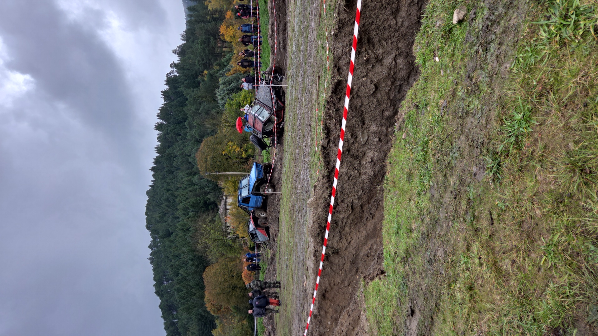 Véhicule capturé pour 4x4 en cevennes 