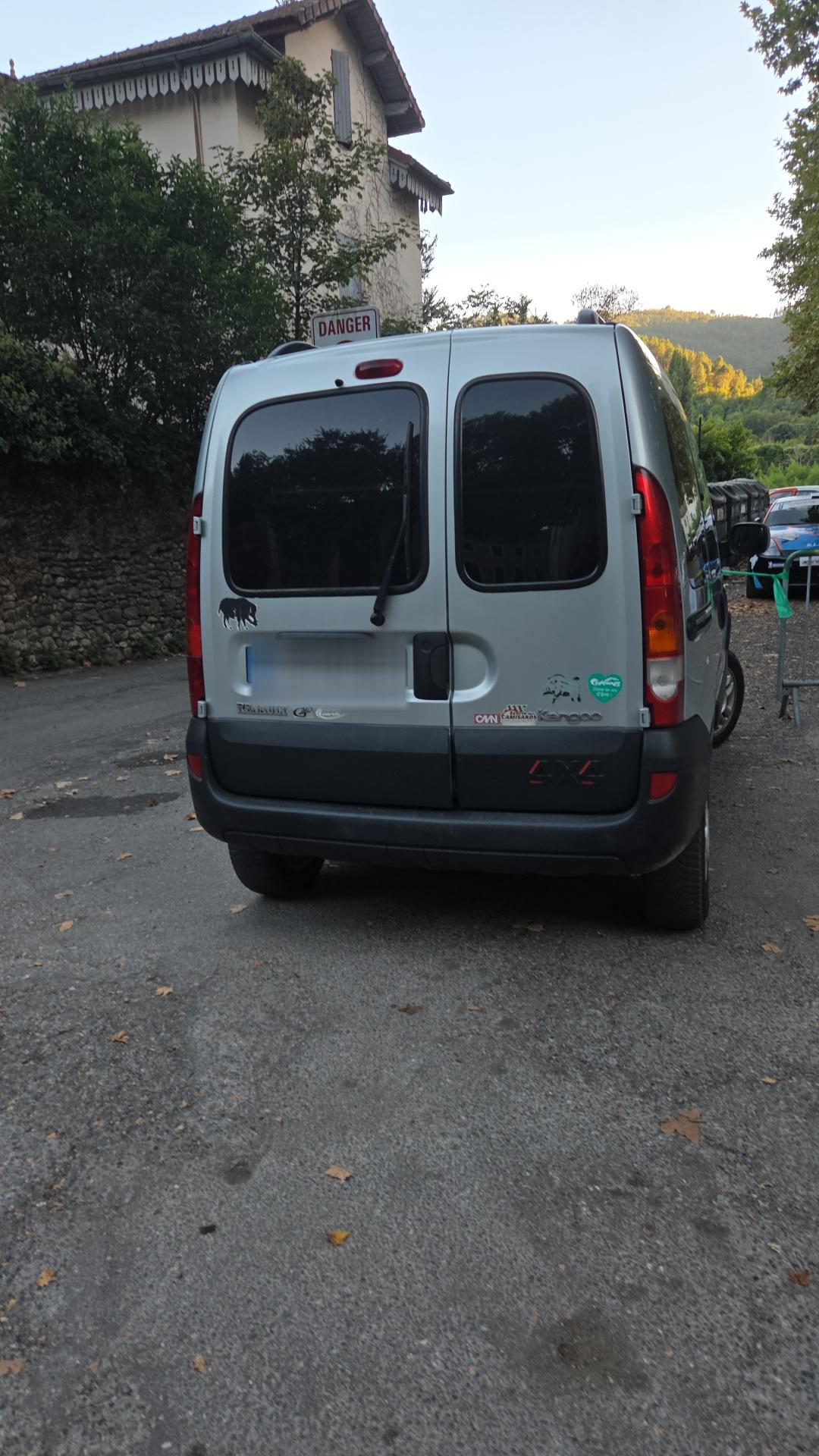 Véhicule capturé pour 24eme rallye des camisard et vhc 