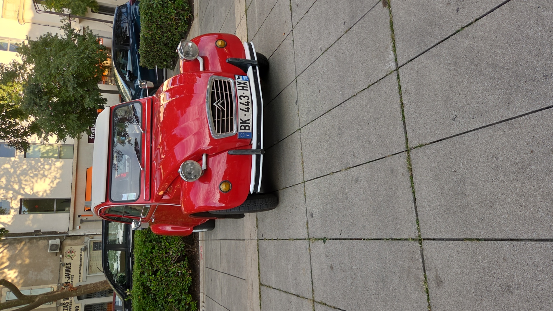 Véhicule capturé pour Le jean jauto moto