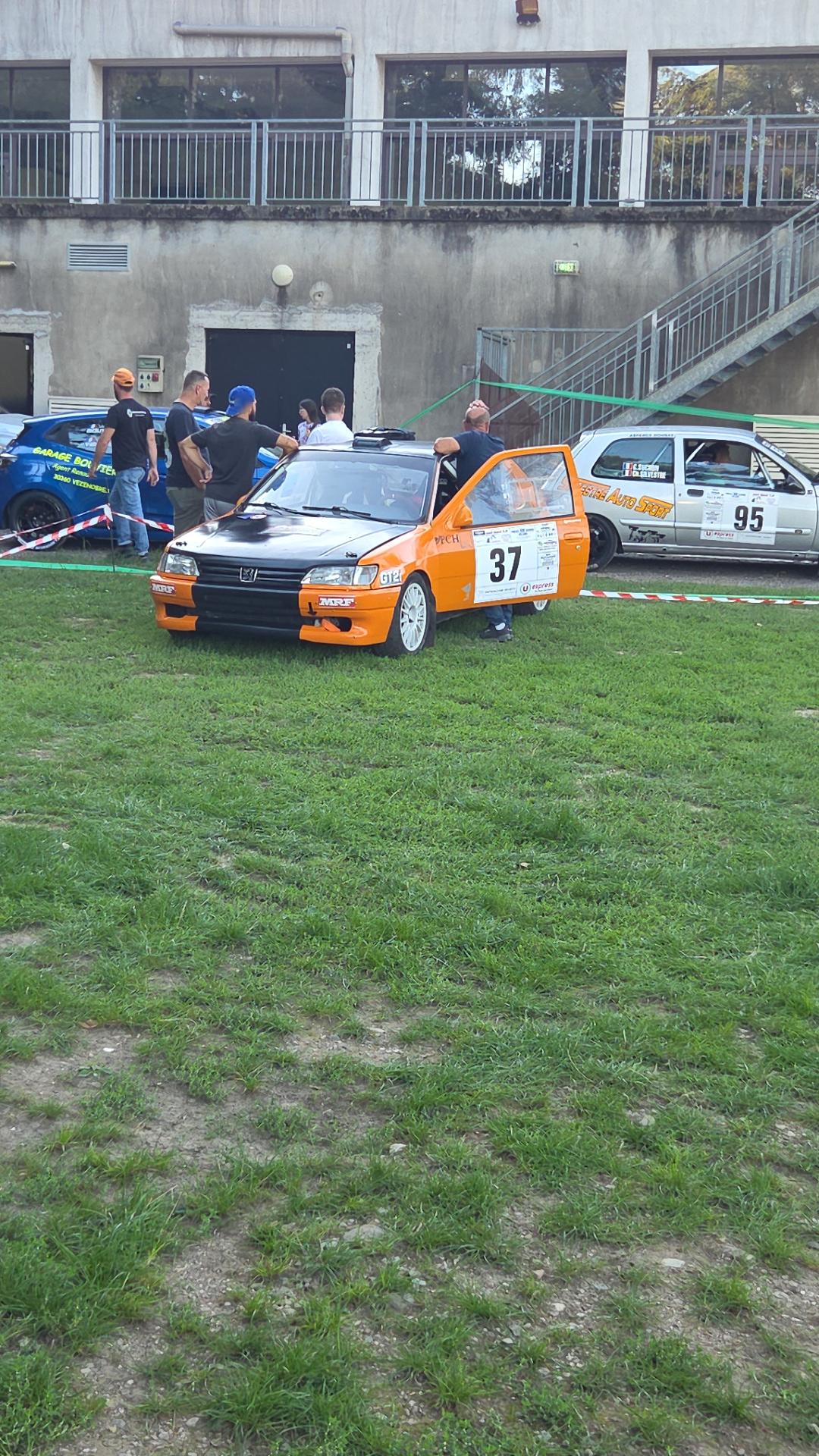 Véhicule capturé pour 24eme rallye des camisard et vhc 