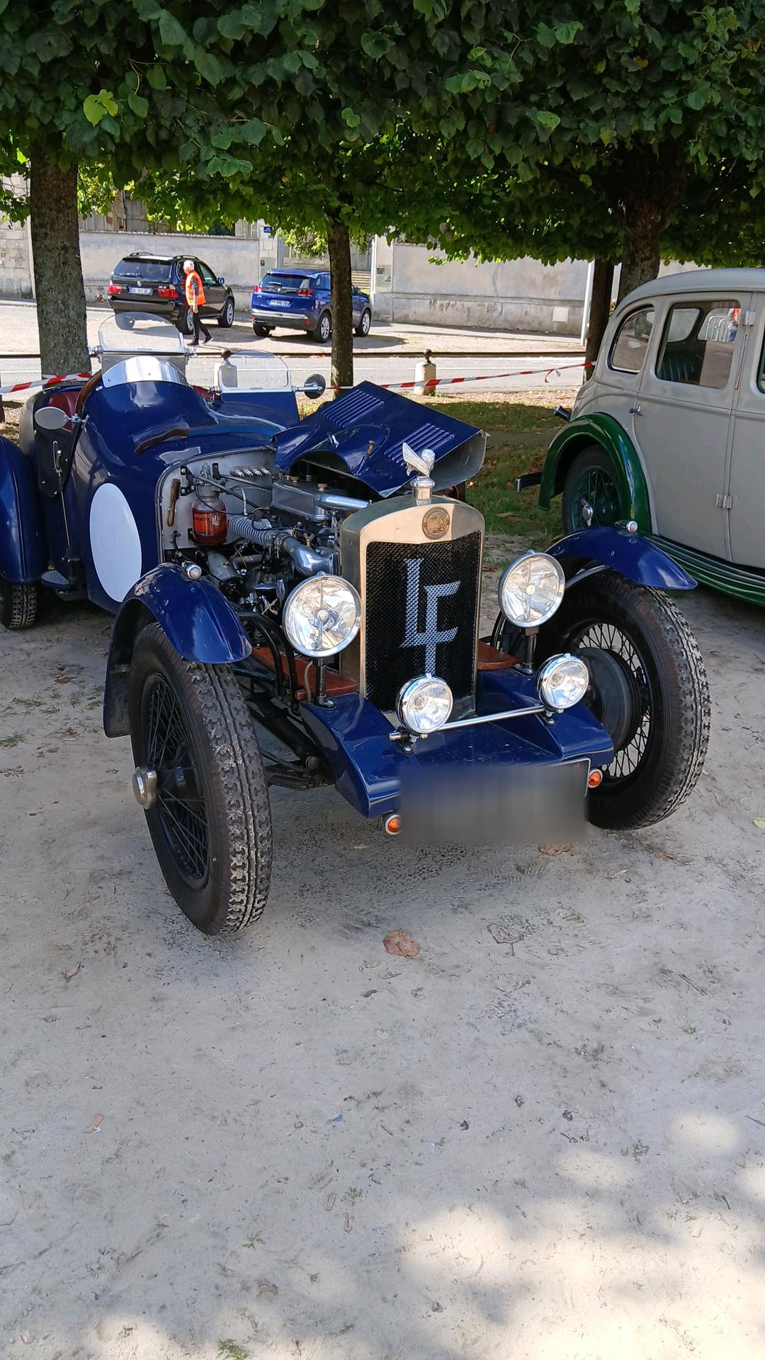 Véhicule capturé pour 7e concentration de vehicules anciens