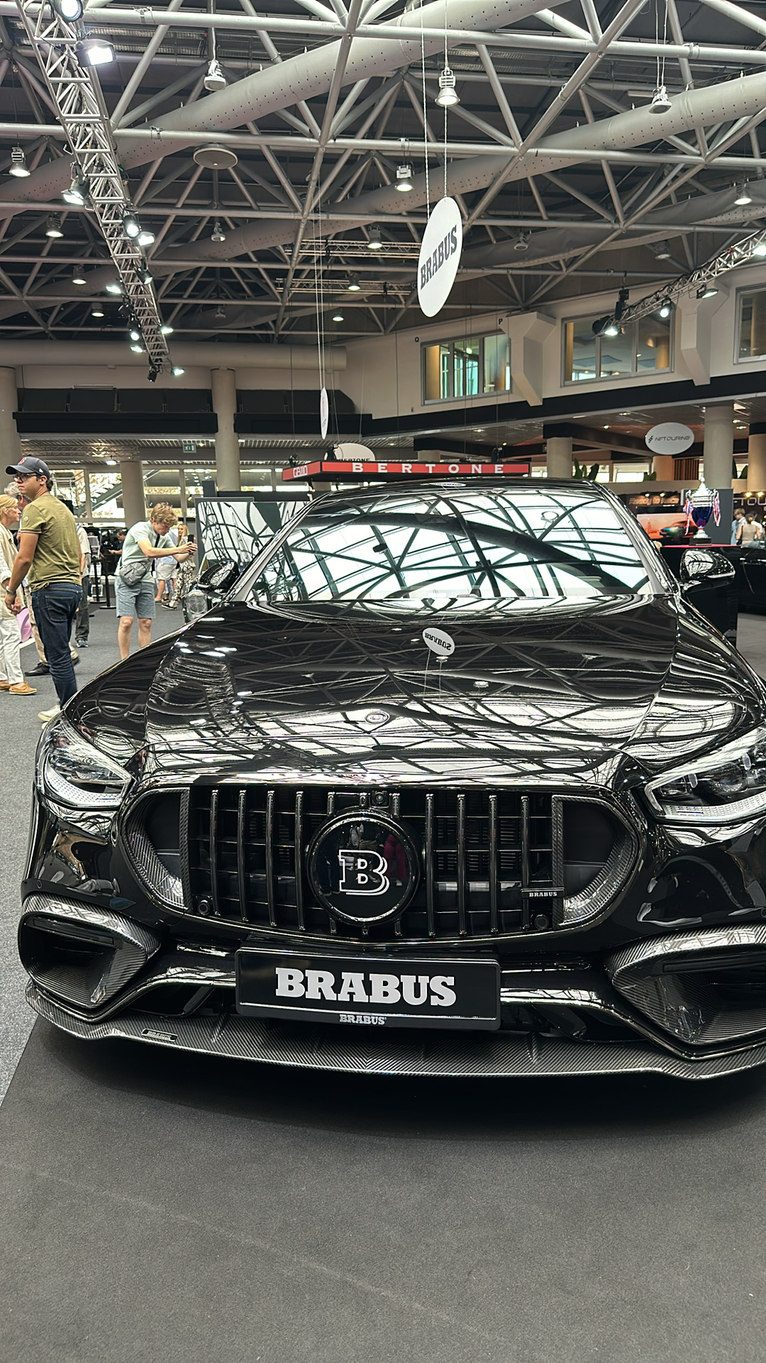 Véhicule capturé pour Top Marques Monaco