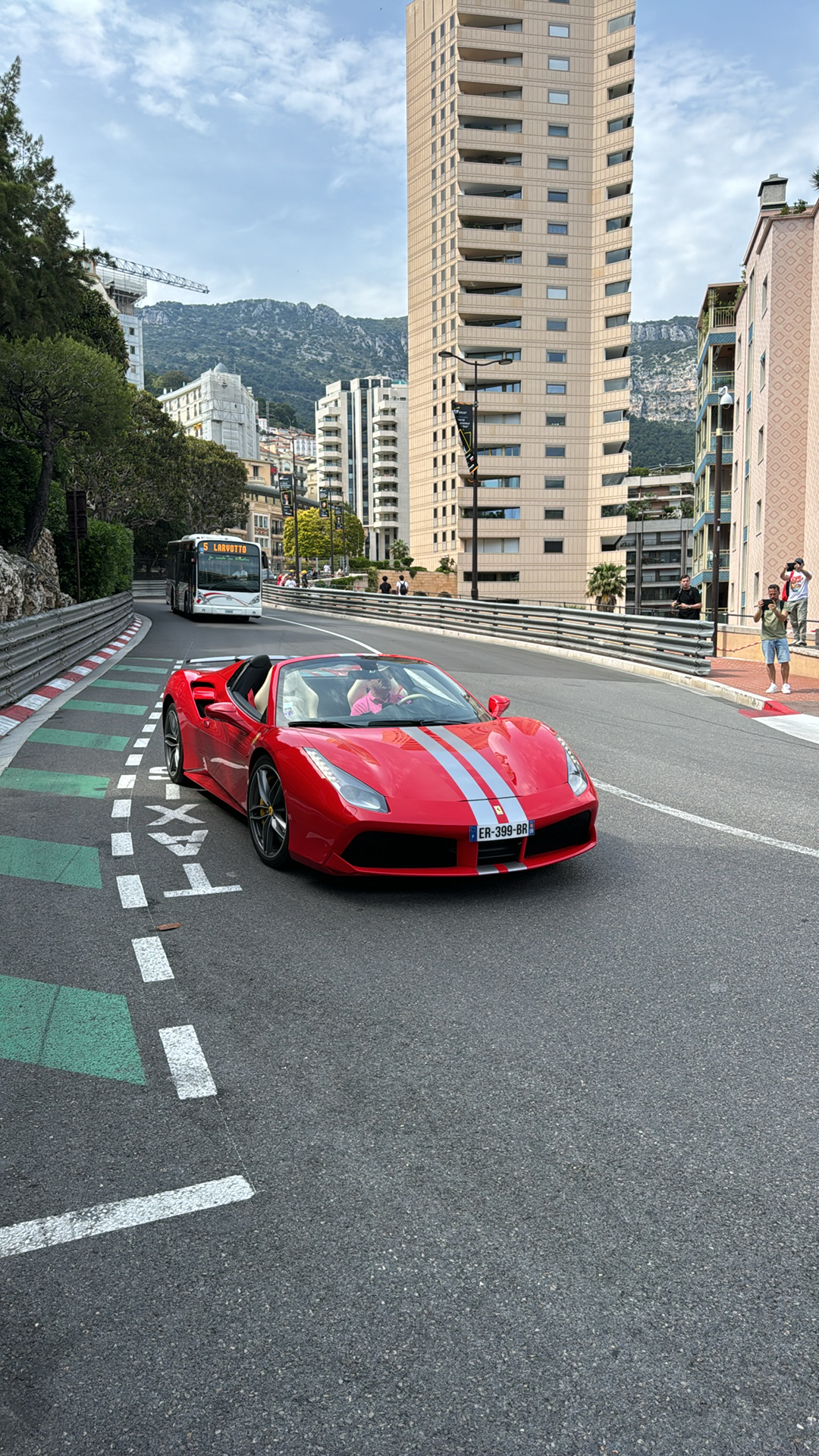 Véhicule capturé pour Top Marques Monaco