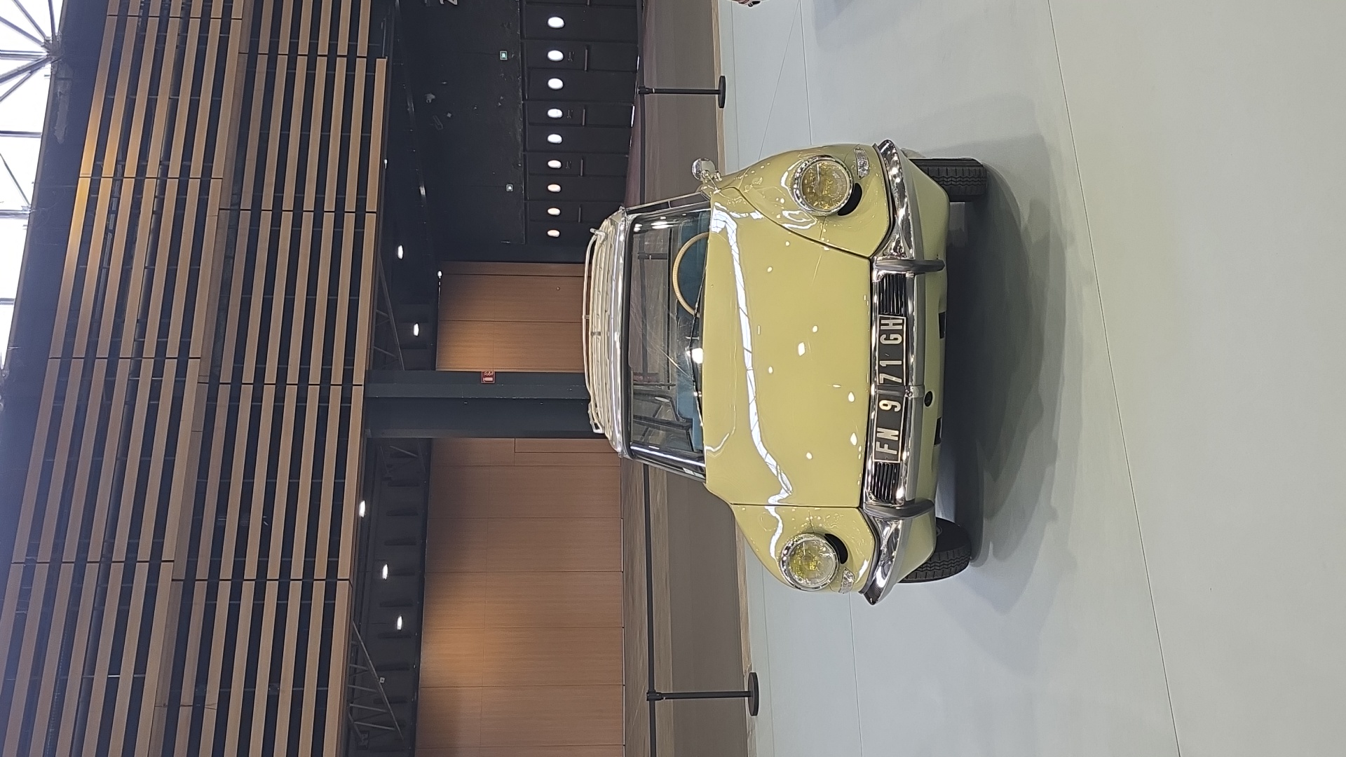 Image de Emma pour Salon automobile de lyon Véhicule capturé pour Salon automobile de lyon