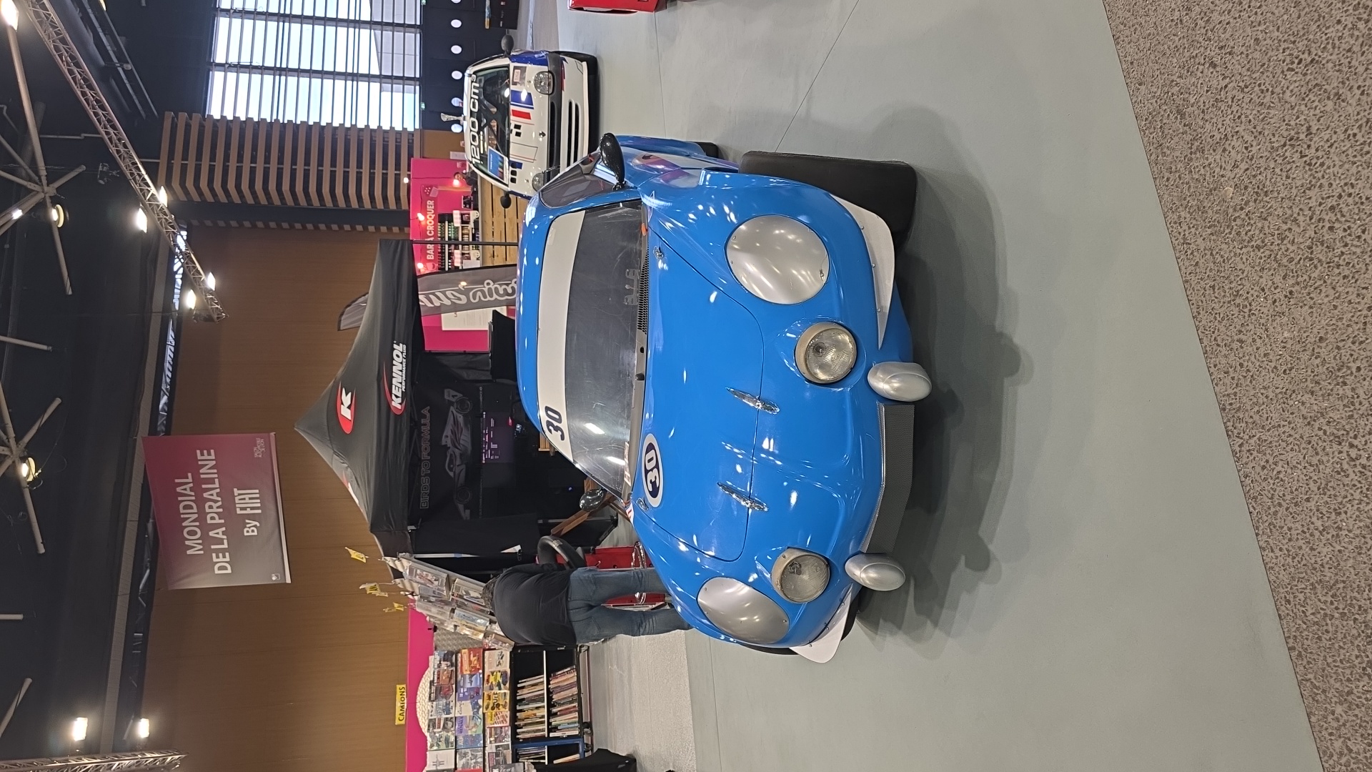 Image de Emma pour Salon automobile de lyon Véhicule capturé pour Salon automobile de lyon