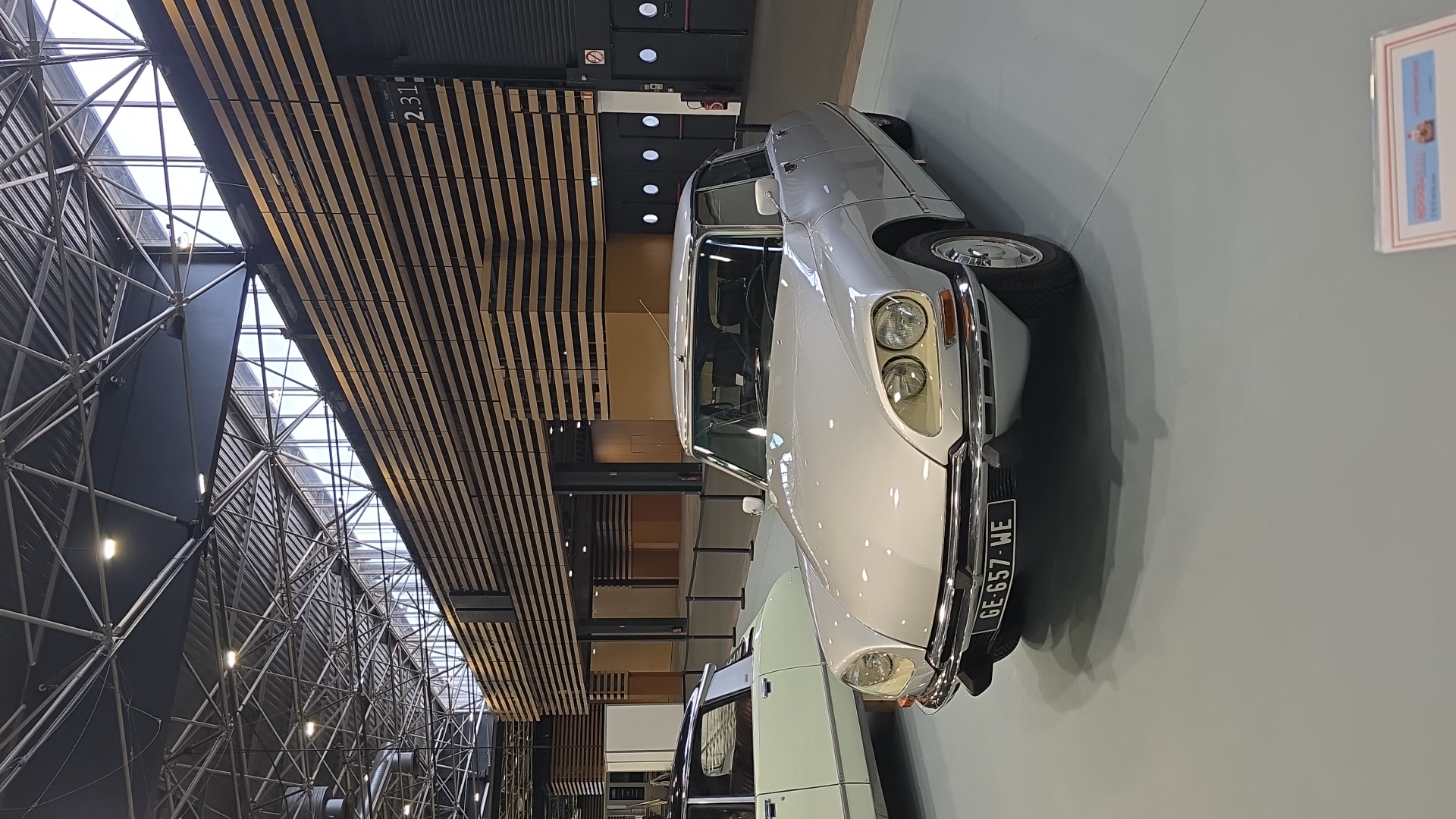 Image de Emma pour Salon automobile de lyon Véhicule capturé pour Salon automobile de lyon