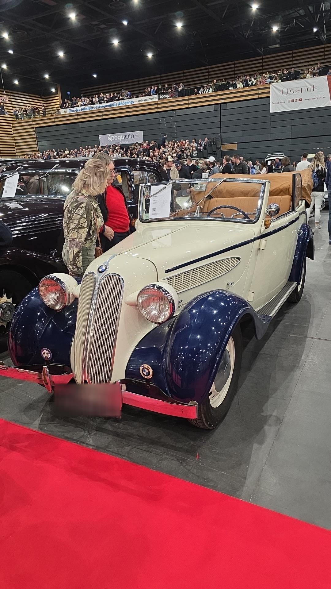 Véhicule capturé pour Époque auto 2025