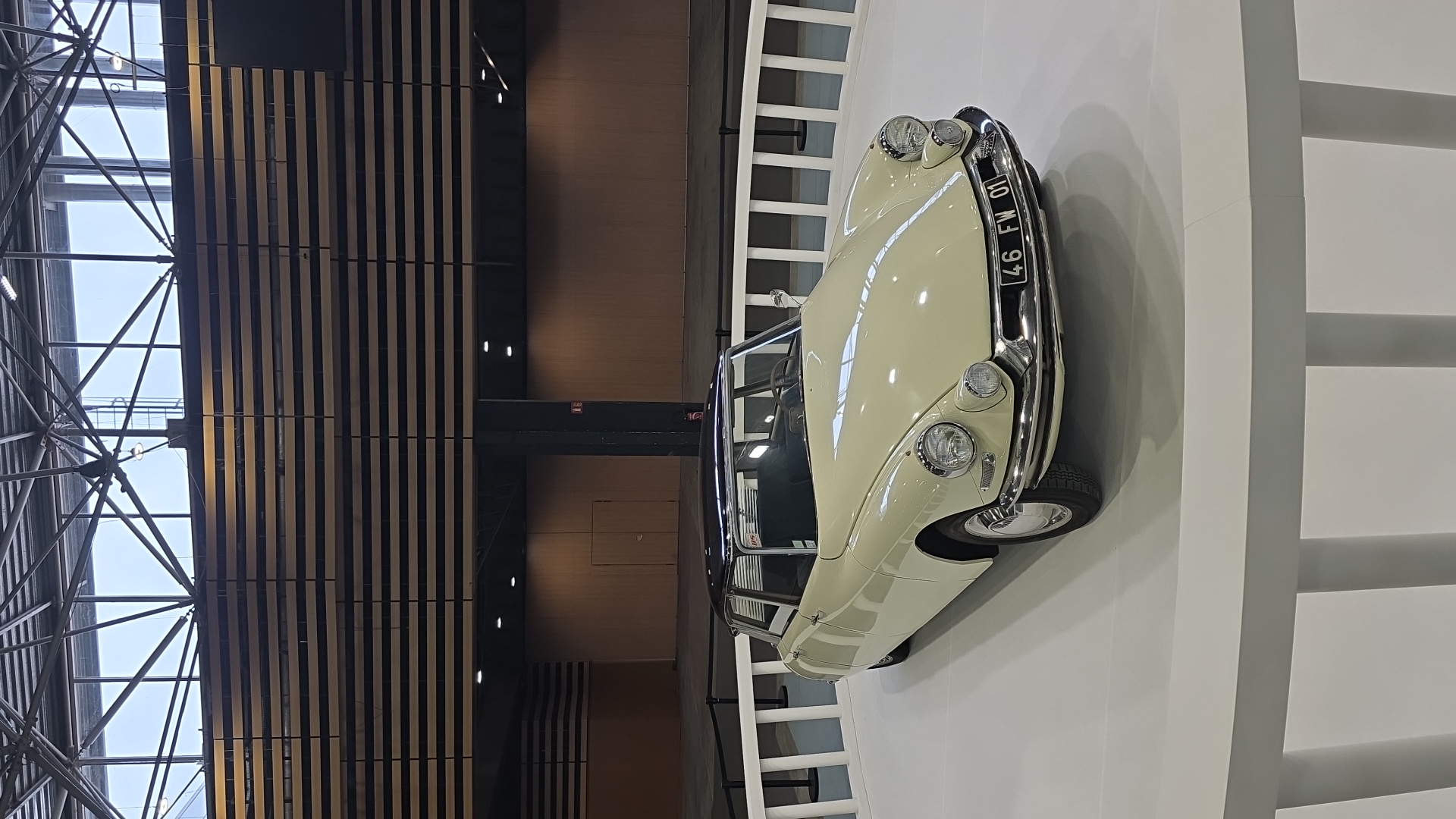 Image de Emma pour Salon automobile de lyon Véhicule capturé pour Salon automobile de lyon