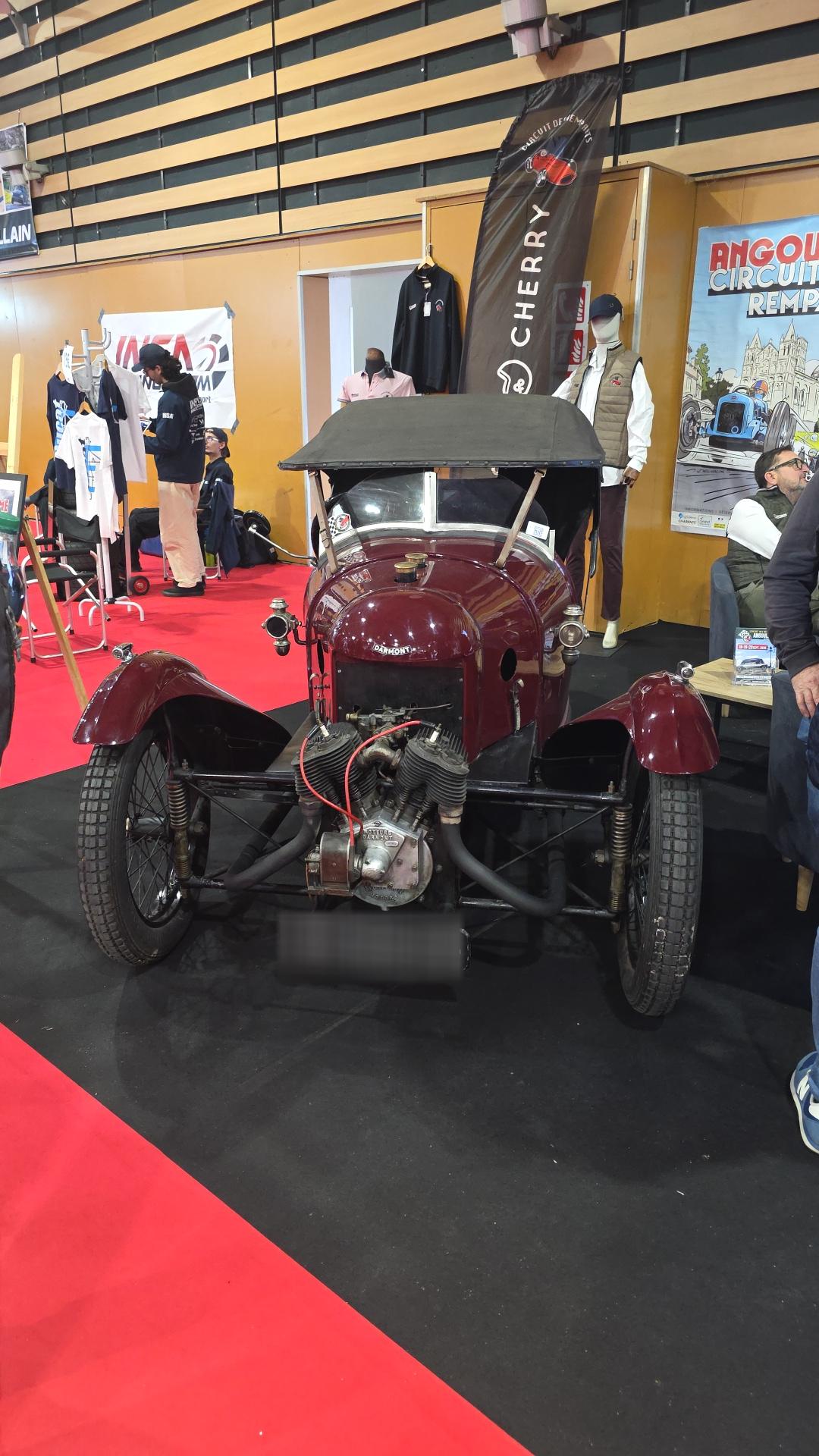 Véhicule capturé pour Époque auto 2025