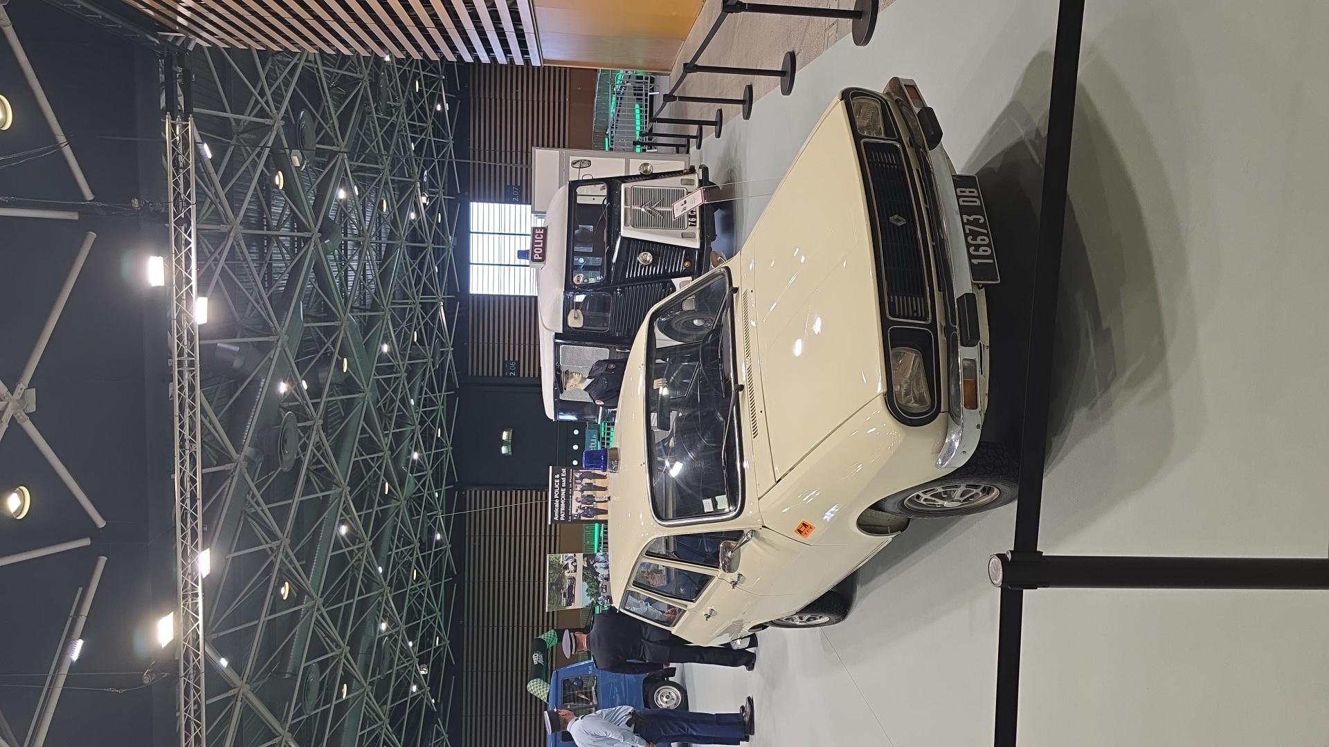 Image de Emma pour Salon automobile de lyon Véhicule capturé pour Salon automobile de lyon