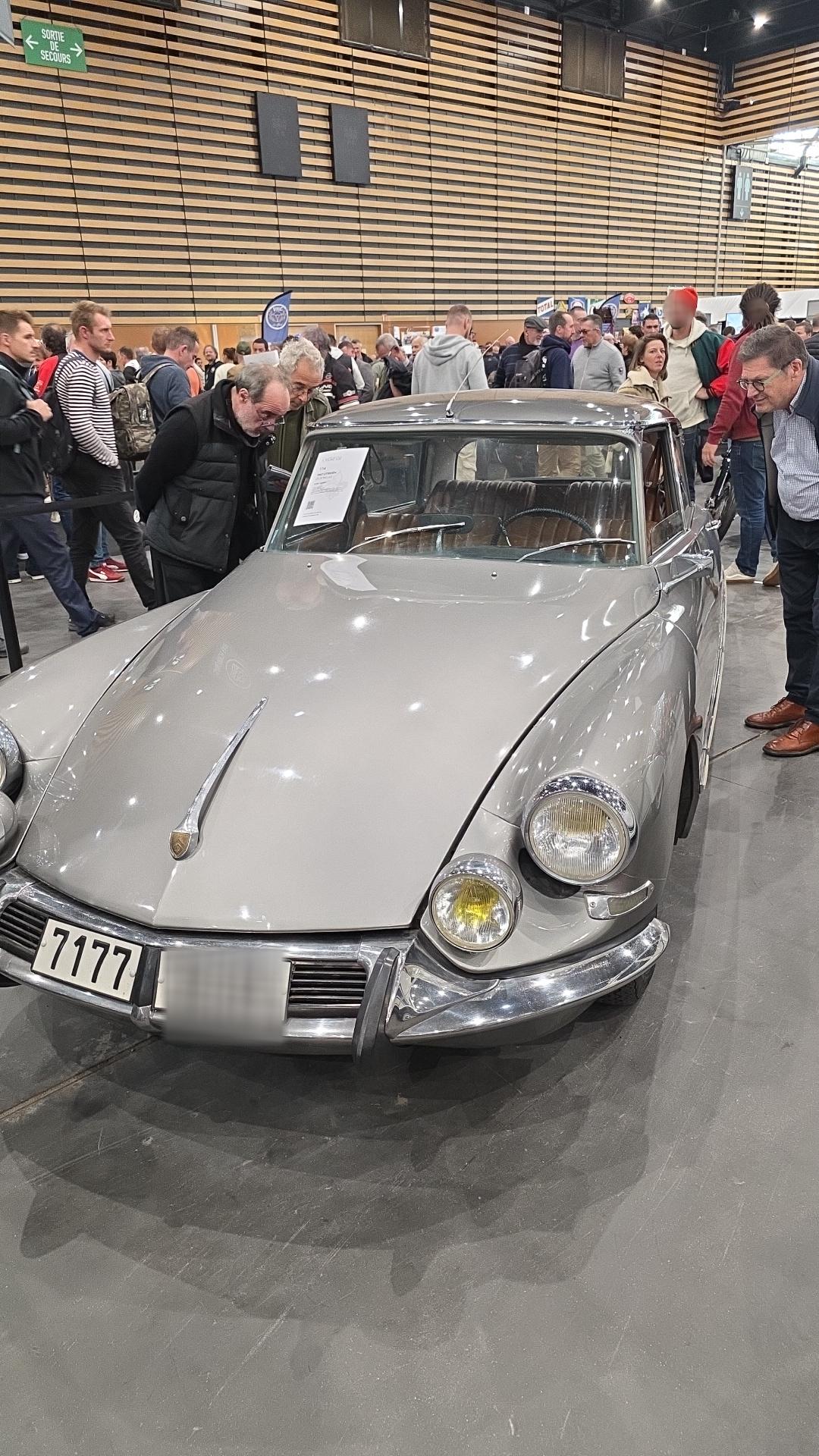 Véhicule capturé pour Époque auto 2025