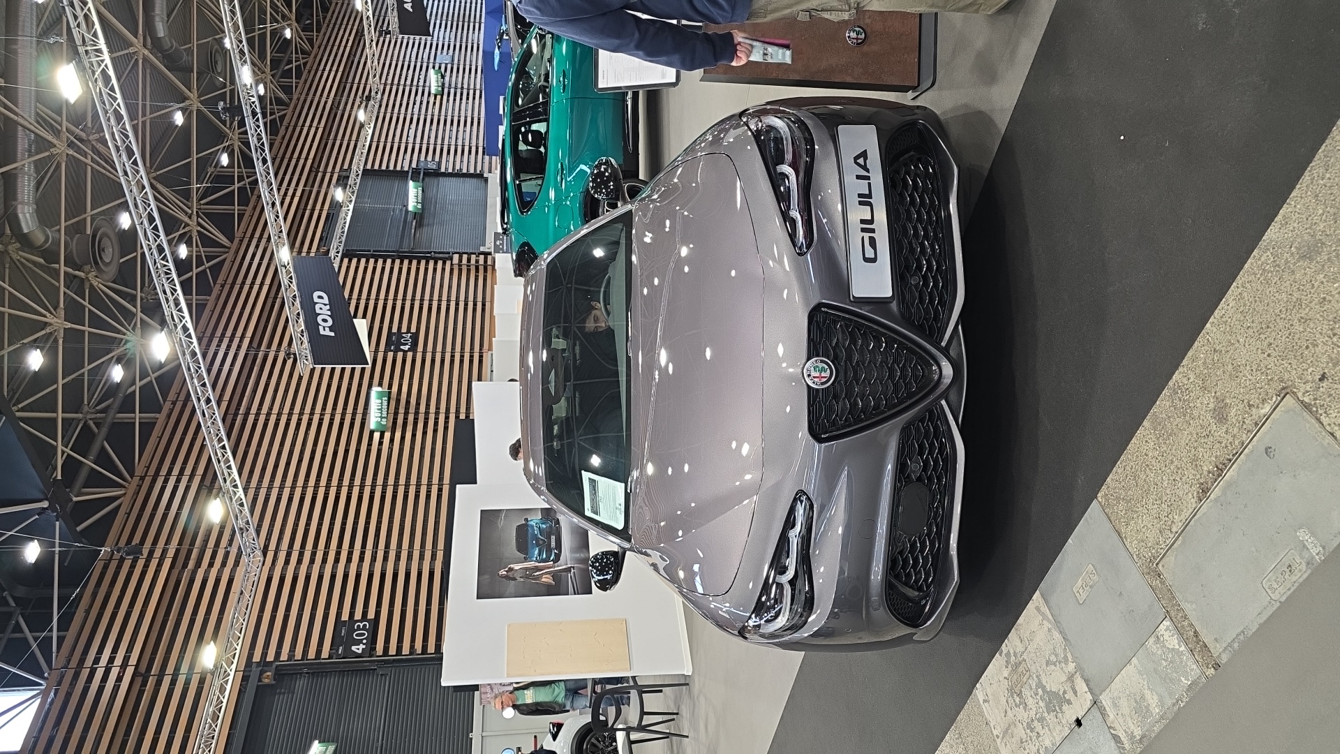 Image de Emma pour Salon automobile de lyon Véhicule capturé pour Salon automobile de lyon