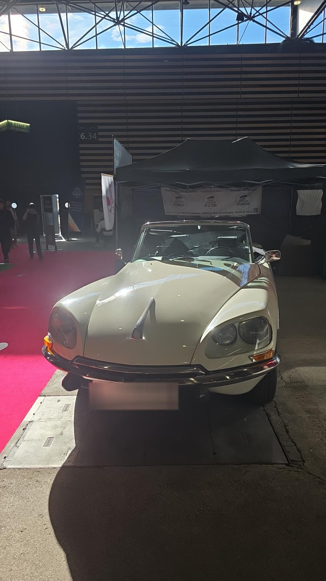 Véhicule capturé pour Époque auto 2025