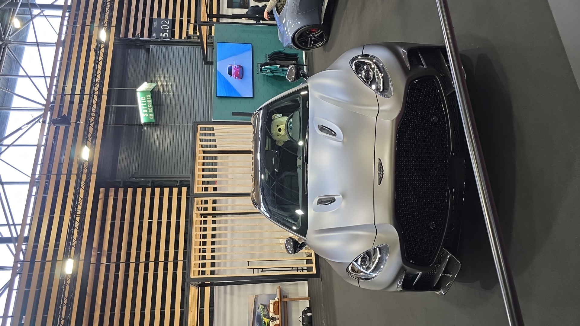 Image de Emma pour Salon automobile de lyon Véhicule capturé pour Salon automobile de lyon