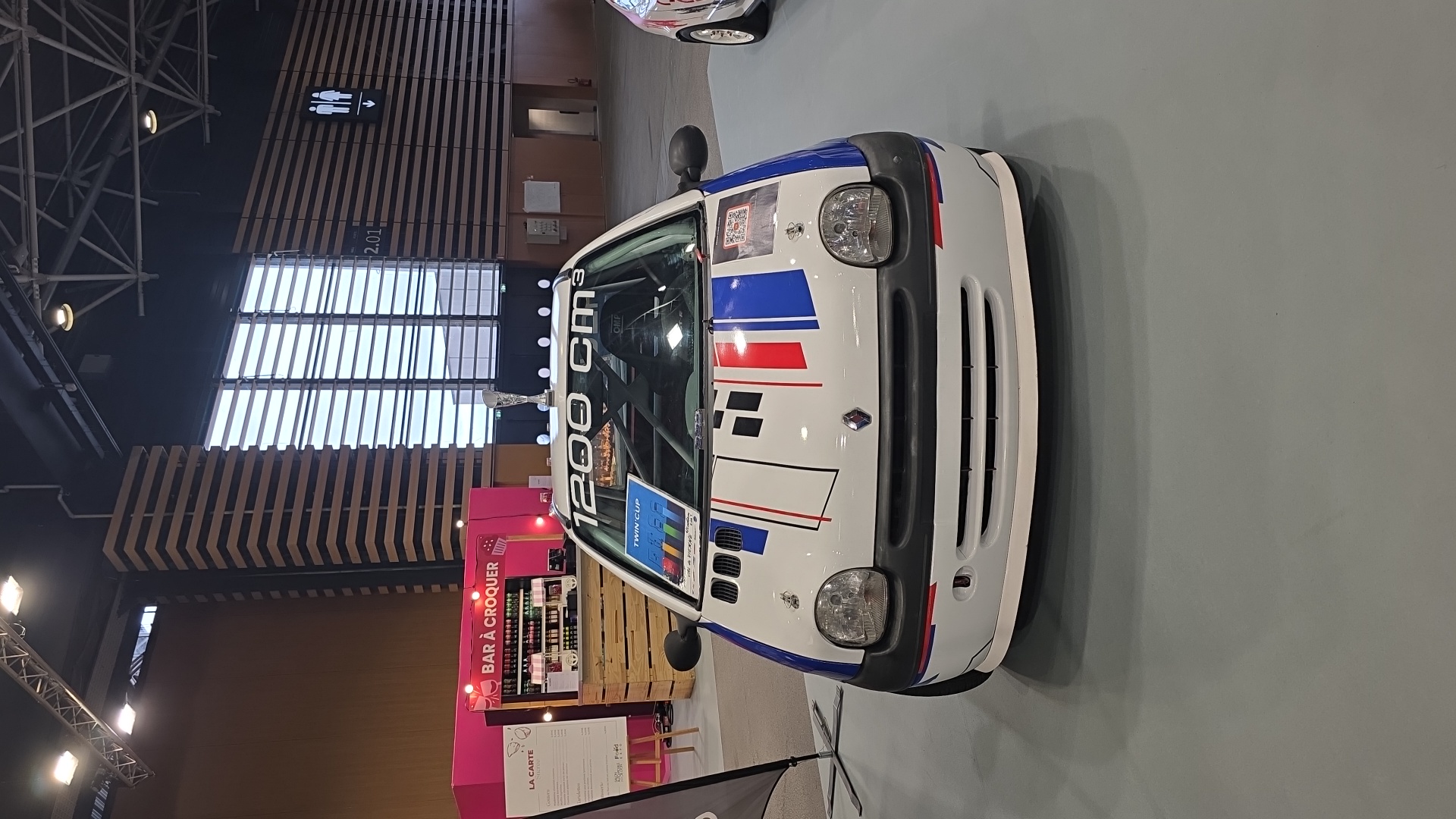 Image de Emma pour Salon automobile de lyon Véhicule capturé pour Salon automobile de lyon