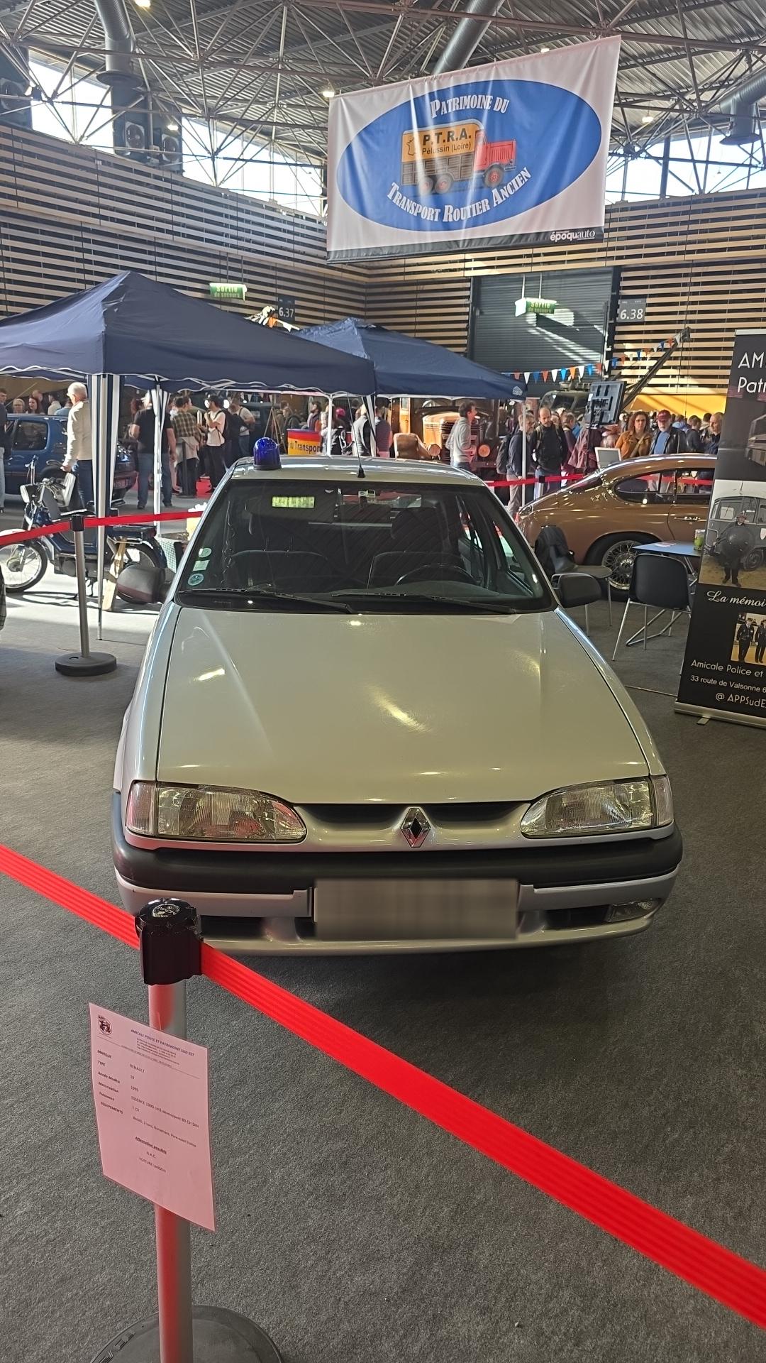 Véhicule capturé pour Époque auto 2025