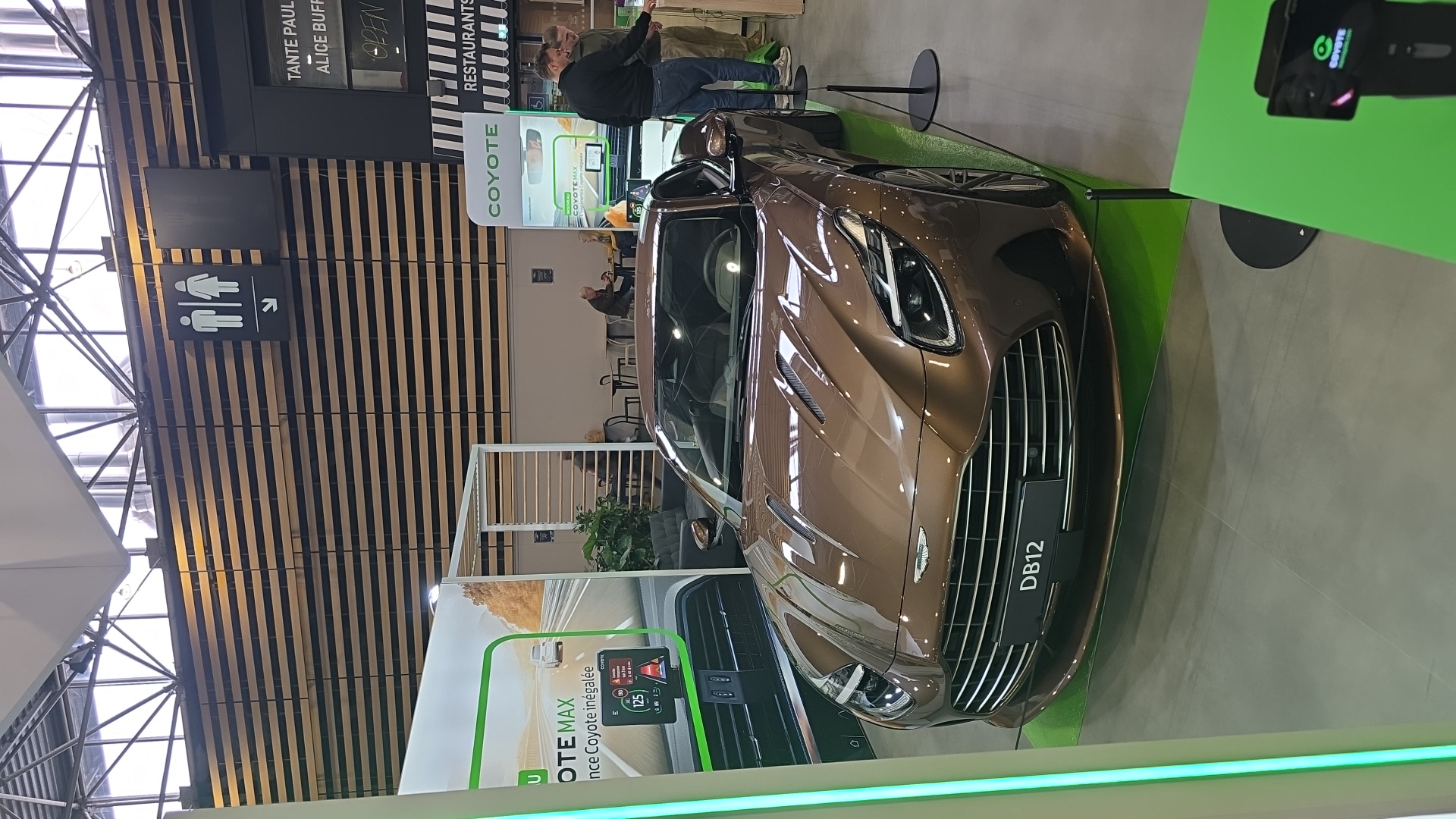 Image de Emma pour Salon automobile de lyon Véhicule capturé pour Salon automobile de lyon