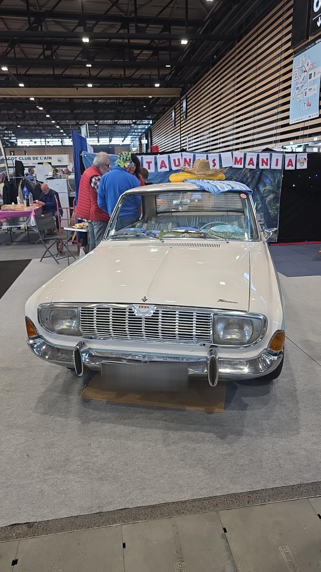 Véhicule capturé pour Époque auto 2025