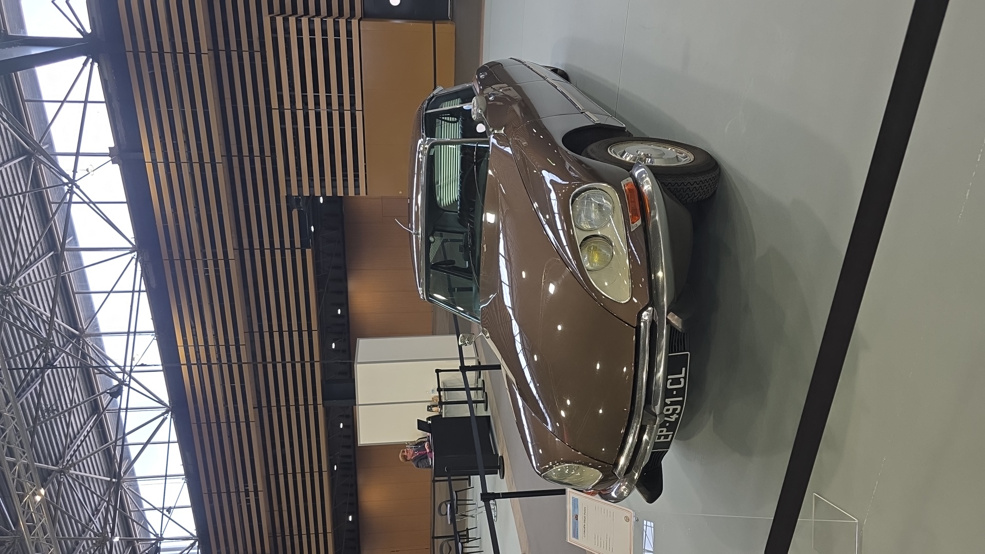 Image de Emma pour Salon automobile de lyon Véhicule capturé pour Salon automobile de lyon