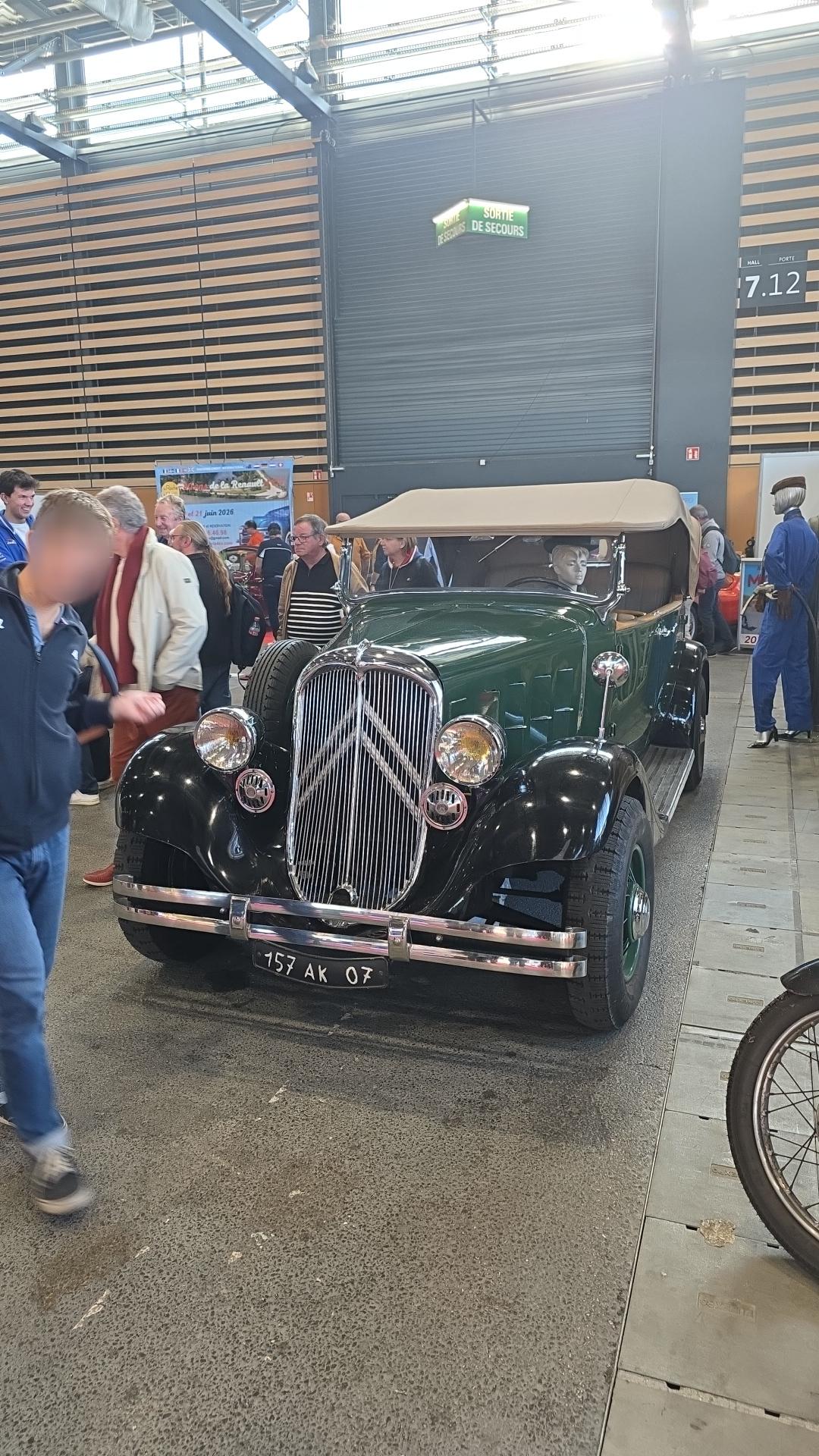 Véhicule capturé pour Époque auto 2025