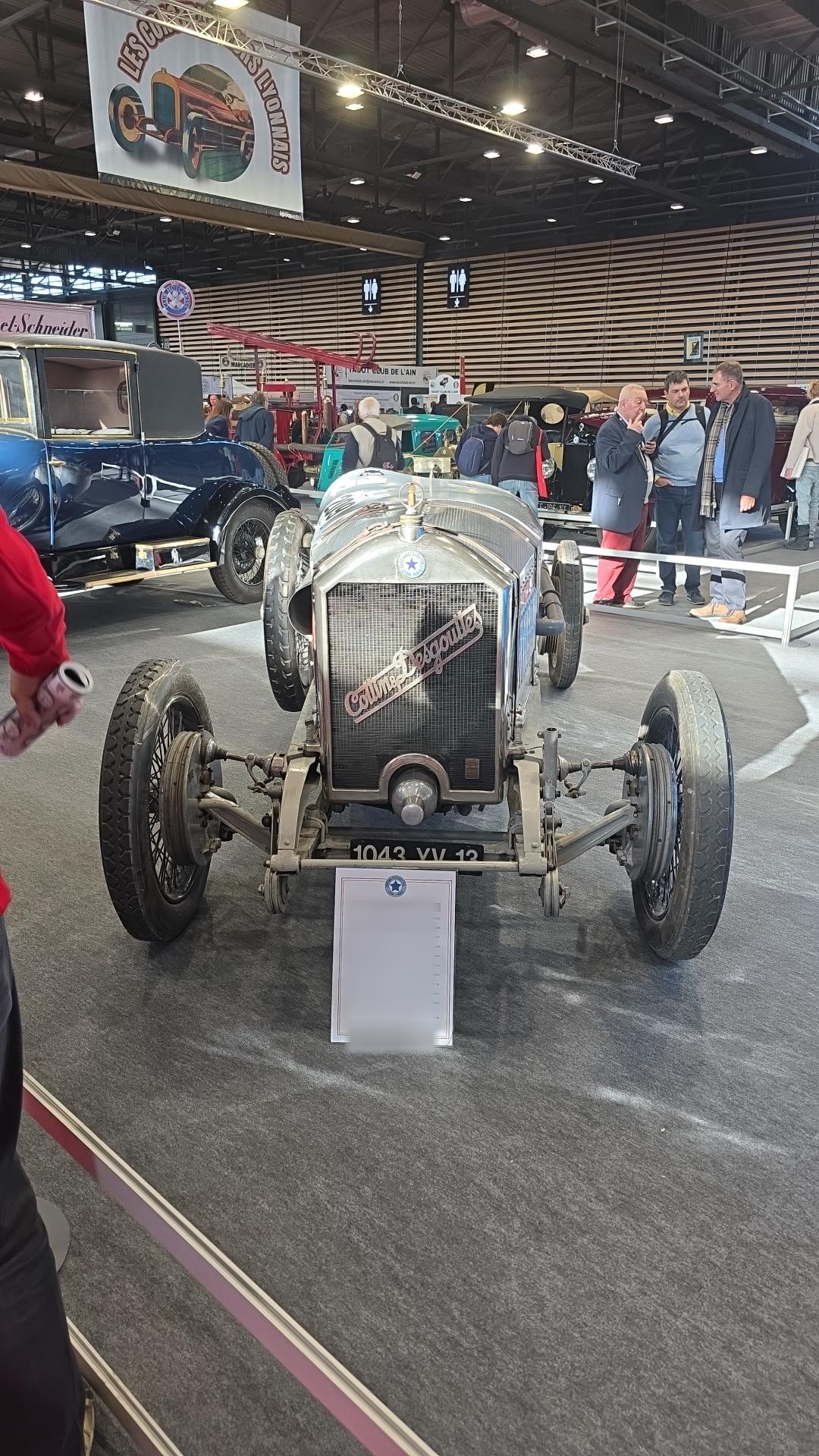 Véhicule capturé pour Époque auto 2025