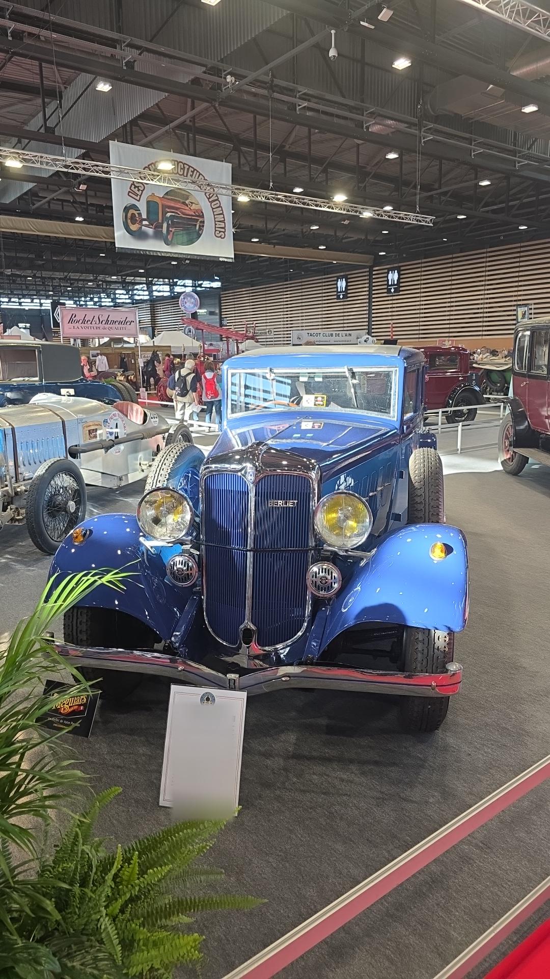 Véhicule capturé pour Époque auto 2025