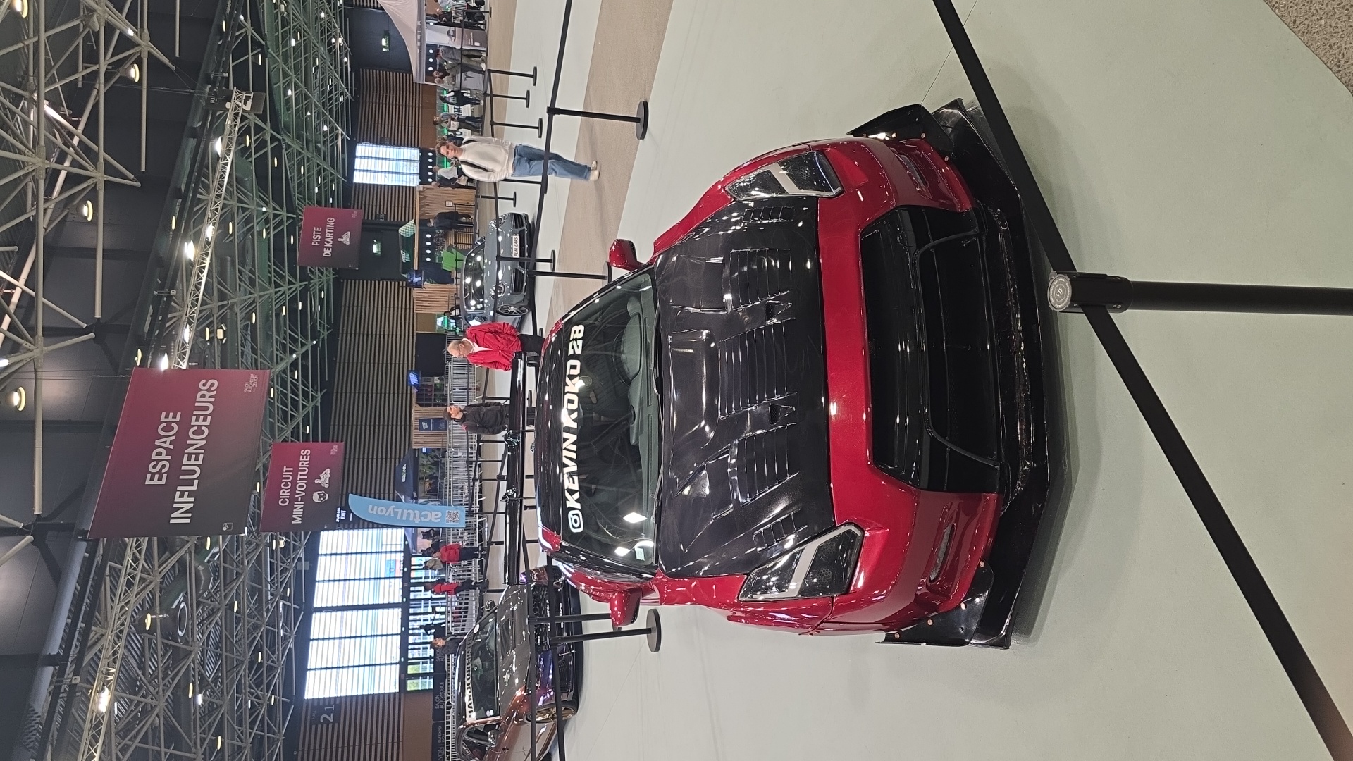 Image de Emma pour Salon automobile de lyon Véhicule capturé pour Salon automobile de lyon